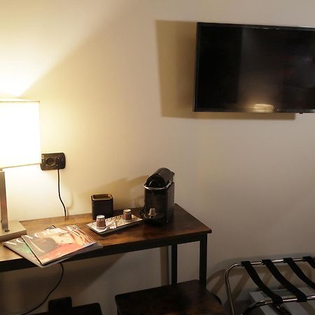 Civico 69 Luxury Room Barletta Exterior photo